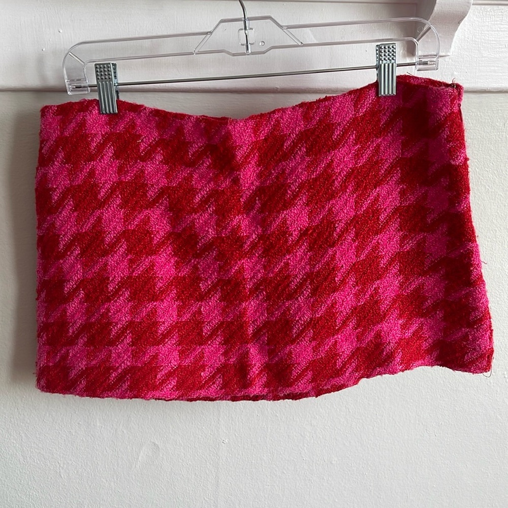 Red and pink houndstooth, micro mini skirt topshop